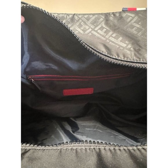 Tommy Hilfiger Weekender Tote Bag Black w/ Compartments and Handles - Picture 15 of 16